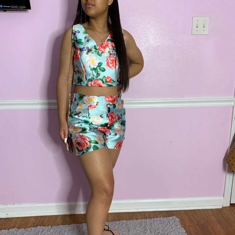 Two piece set